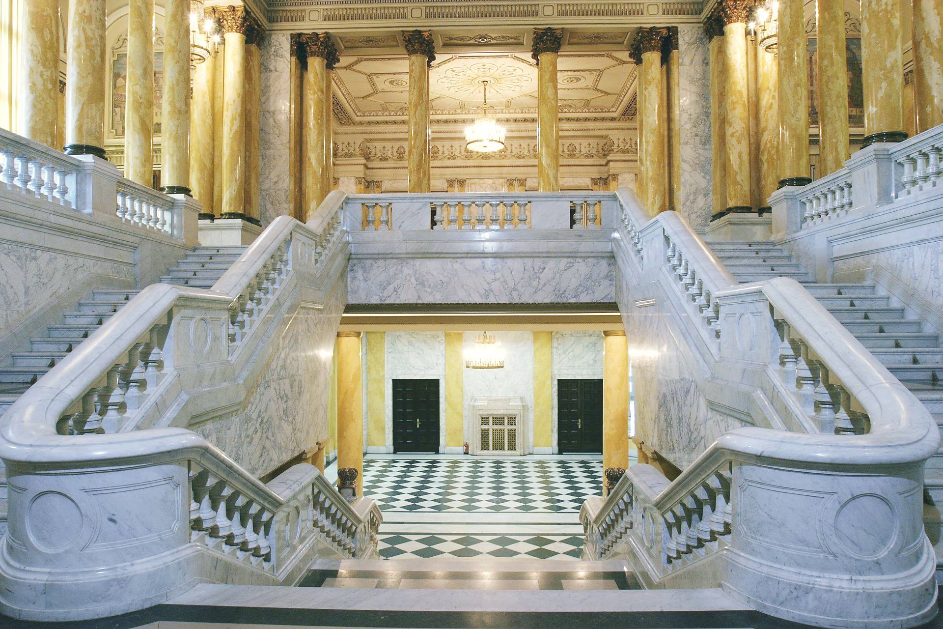 National Art Museum of Romania, hall, stairs