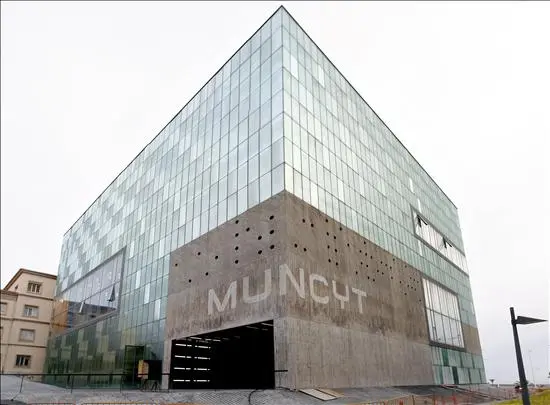 MUNCYT outside