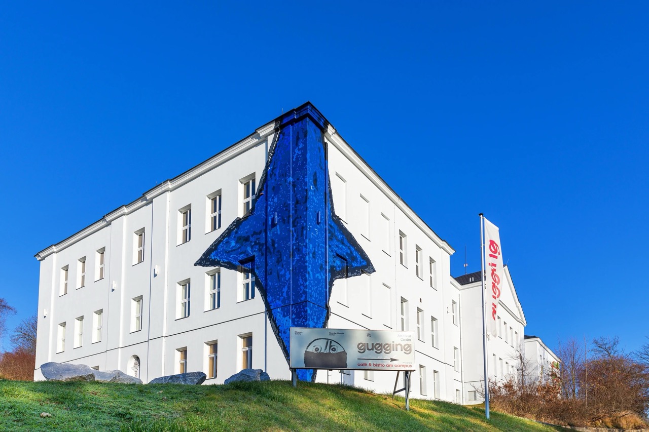 museum gugging outside view