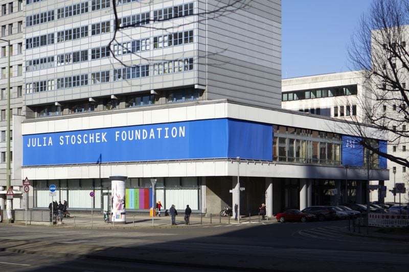 JULIA STOSCHEK Foundation outside