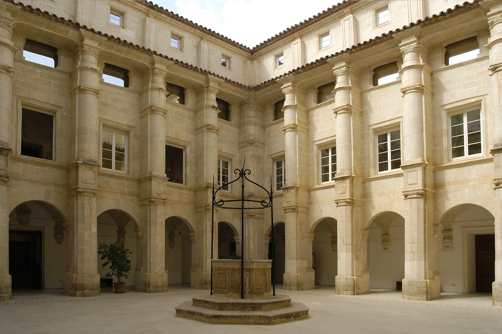 Museu de Menorca inside