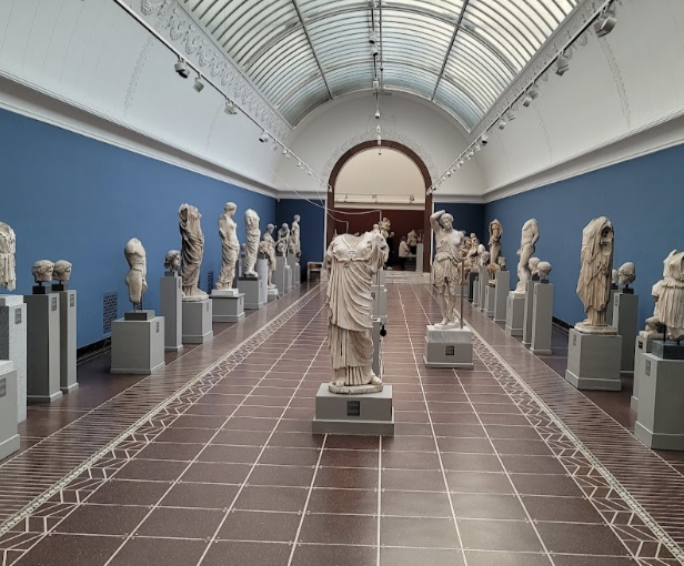 The glyptotek sculpture hall