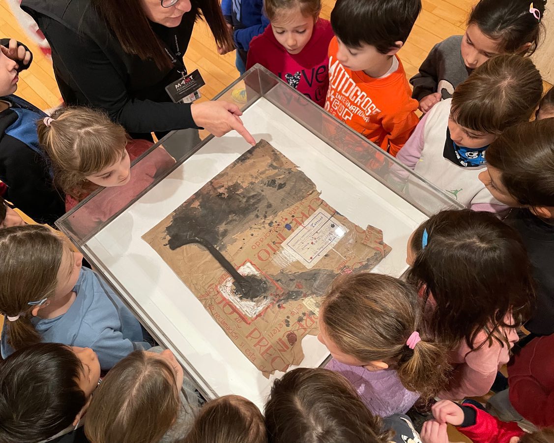 The Museu d'Art Modern workshop with children