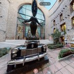 Dalí Theatre-Museum VR Tour