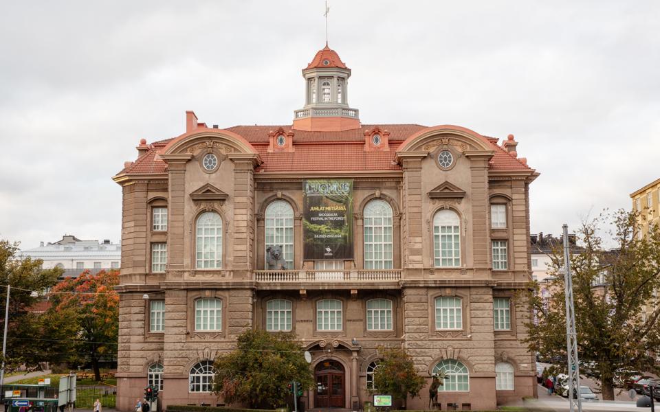 Natural History Museum outside